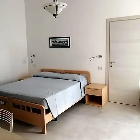 Conchiglie فندق مبيت وإفطار غالّيبولي